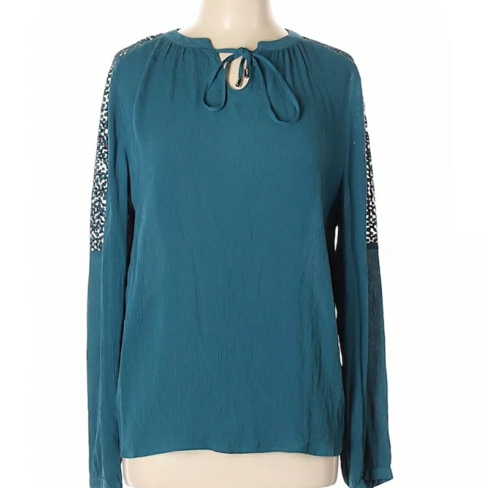 NWT Teal Mossimo Shoulder Cut Out Detail Top